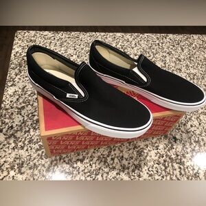 Vans classic slip on black shoe size 10 new